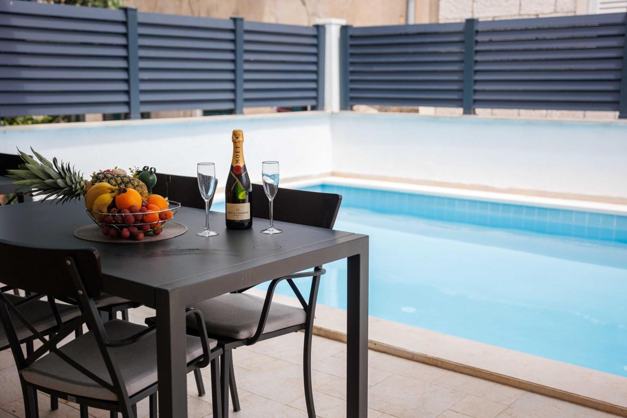 Apartments Gabrieri ดูบรอฟนิก ภายนอก รูปภาพ